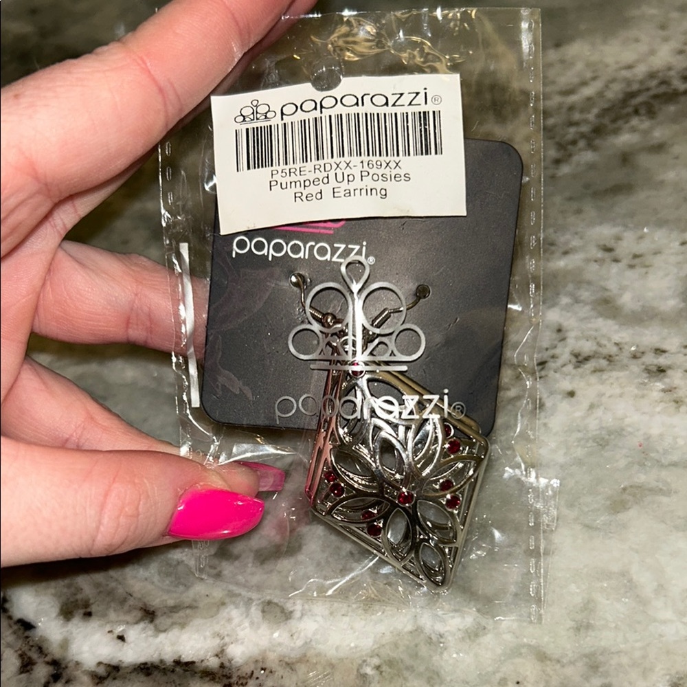 Paparazzi Red Earring